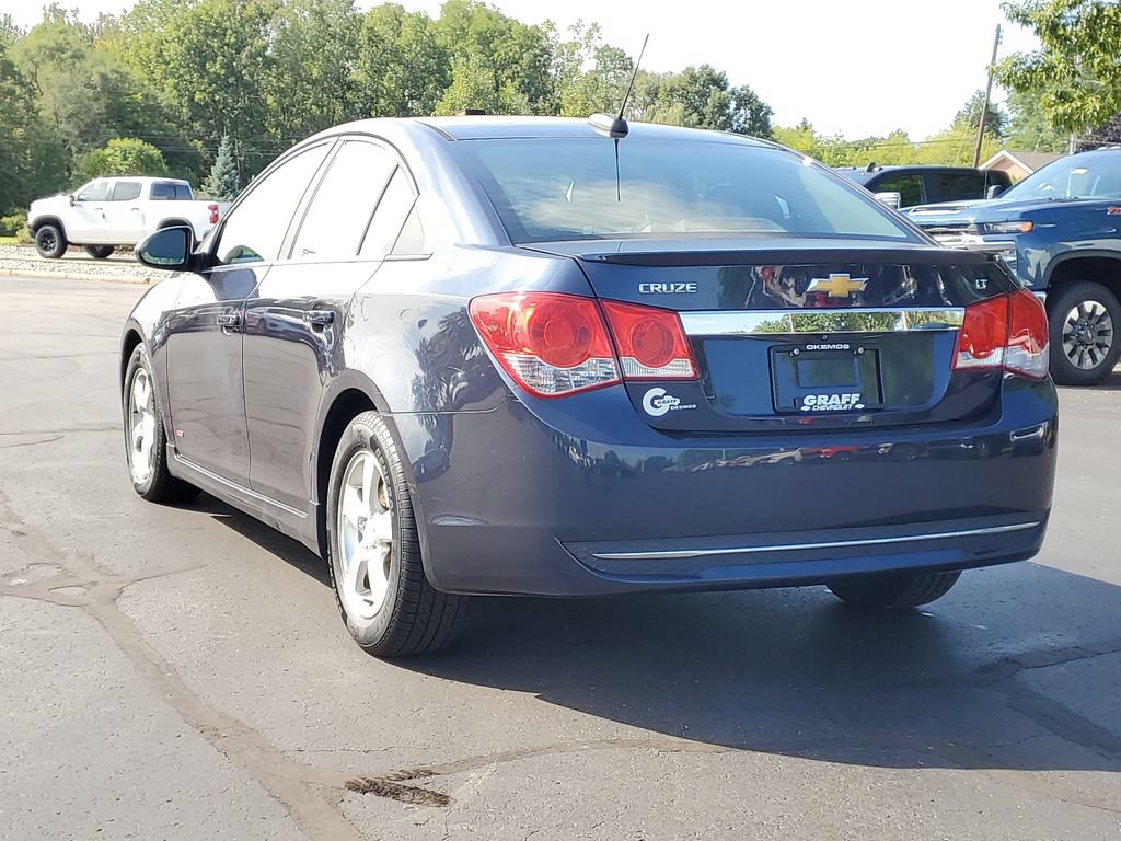 Used 2015 Chevrolet Cruze LT w/ Sun And Sound Package FWD image 4