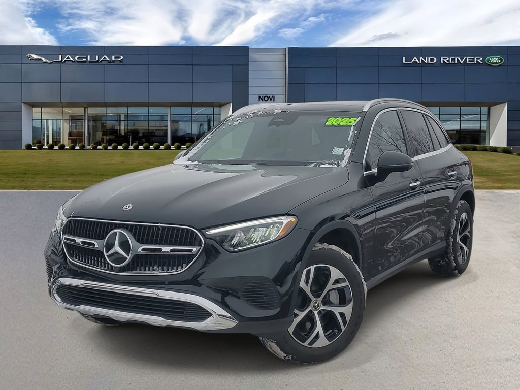 Used 2025 Mercedes-Benz GLC 350e image 1