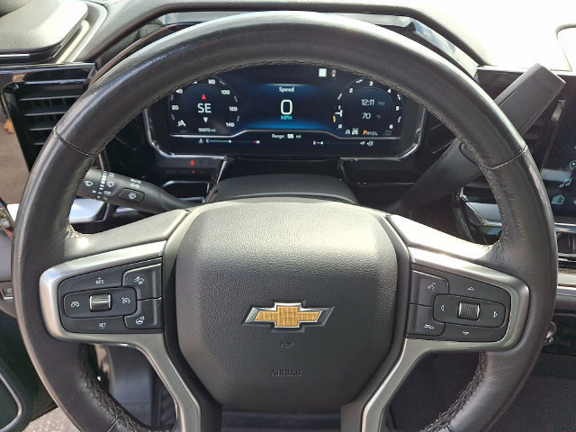 Used 2022 Chevrolet Silverado 1500 LT AWD/4WD image 4