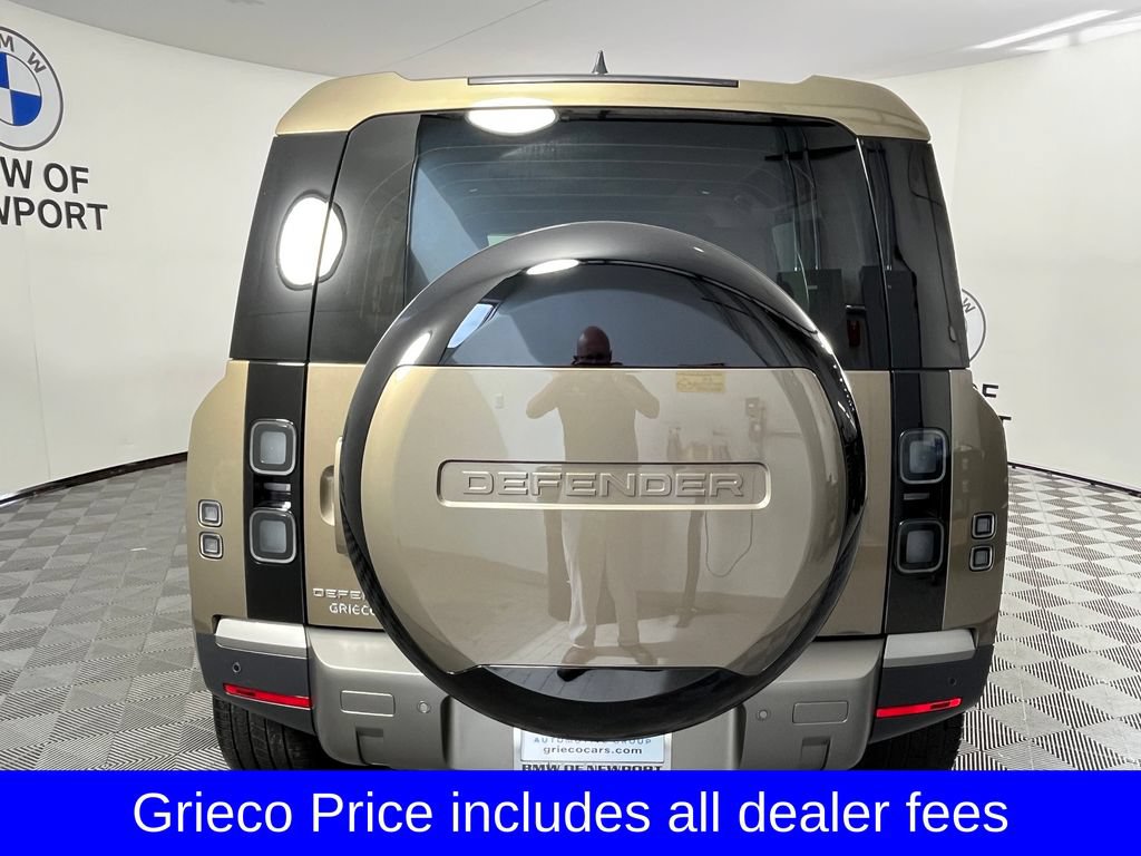 Used 2026 Land Rover Defender 110 S AWD/4WD image 11