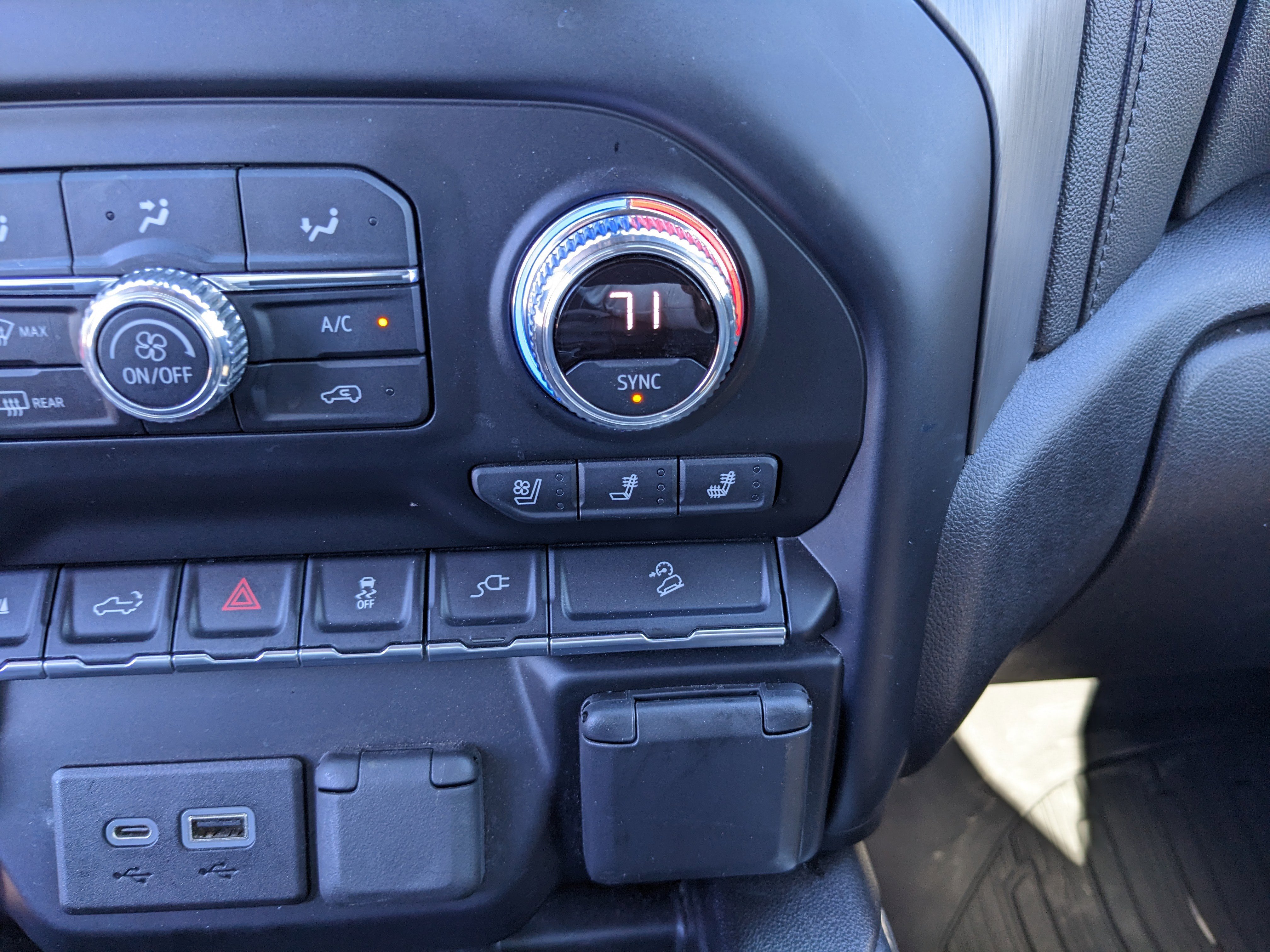 Used 2022 GMC Sierra 2500 Denali w/ Denali Ultimate Package image 29