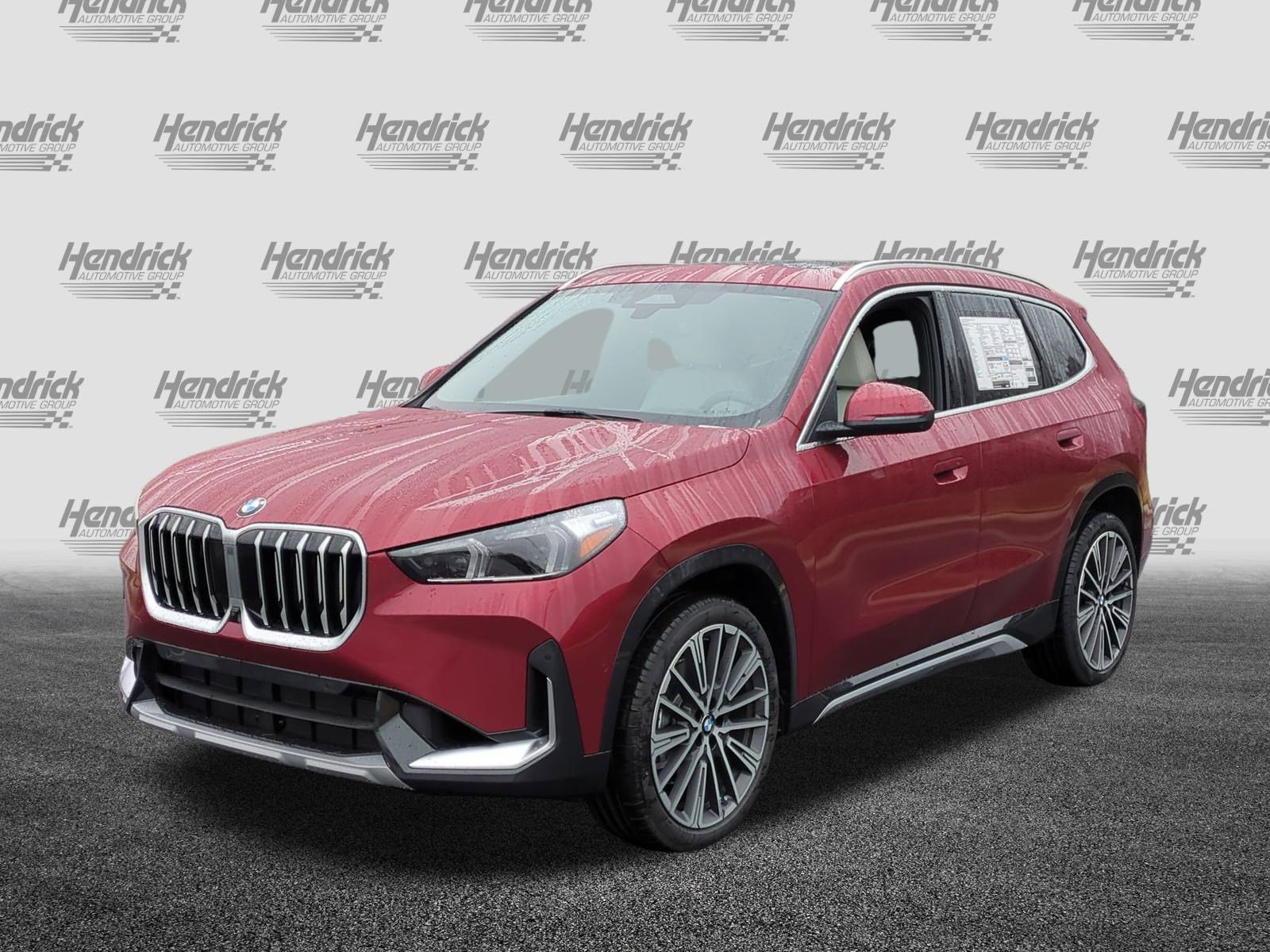 Used 2026 BMW X1 xDrive28i w/ Technology Package AWD/4WD image 5
