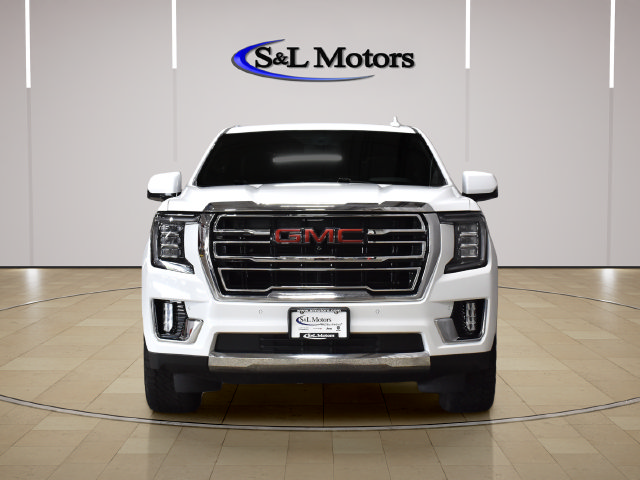 Used 2021 GMC Yukon XL SLT w/ SLT Premium Package AWD/4WD image 2