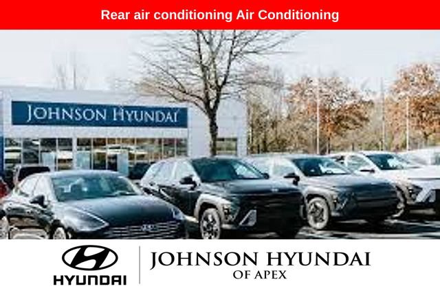 Used 2017 Kia Sedona LX w/ LX Essentials Premium Package image 3