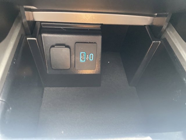 Used 2024 Ford Explorer ST w/ Technology Package image 30