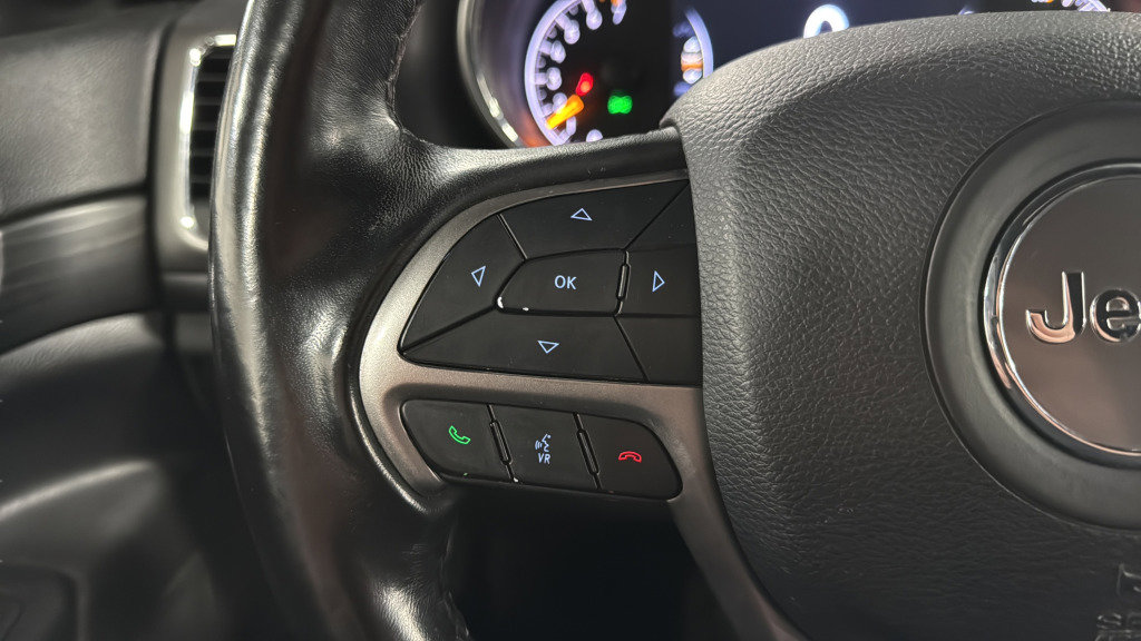 Used 2021 Jeep Grand Cherokee Laredo image 20