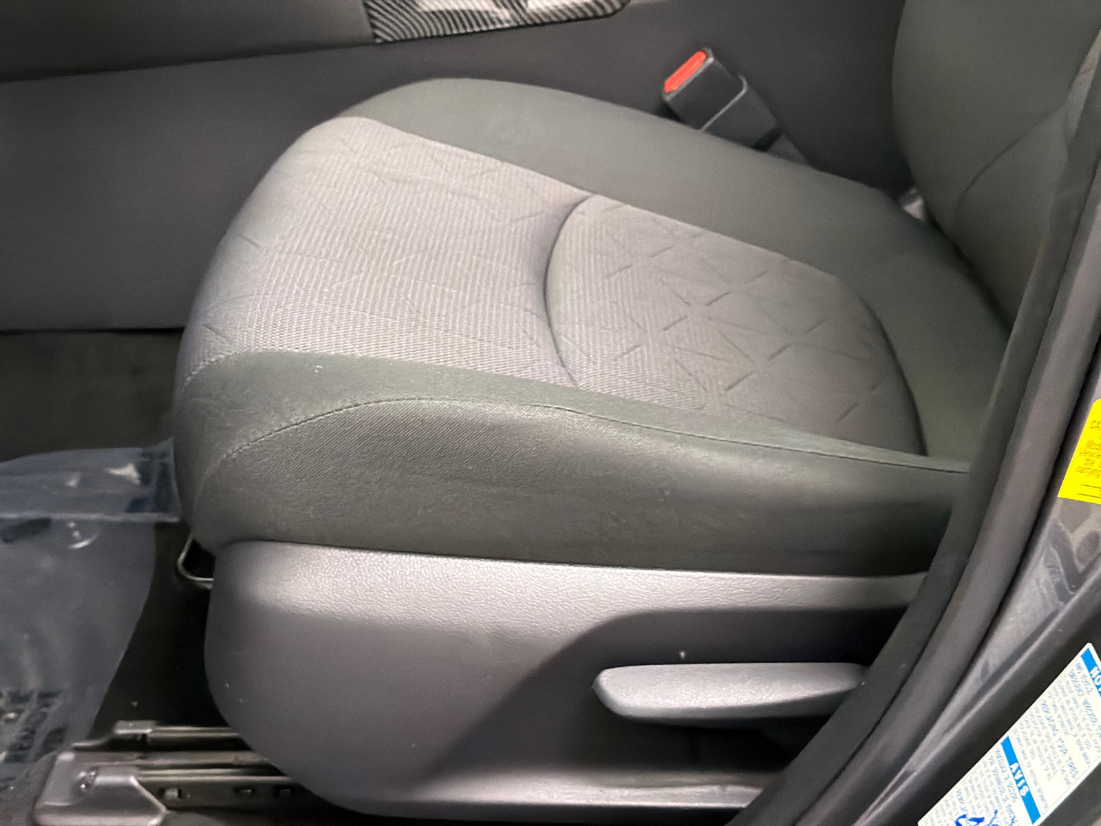 Used 2019 Toyota RAV4 XLE w/ All Weather Liner Package AWD/4WD image 15