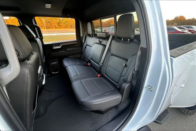 New 2026 GMC Sierra 3500 Denali w/ Denali Reserve Package image 9