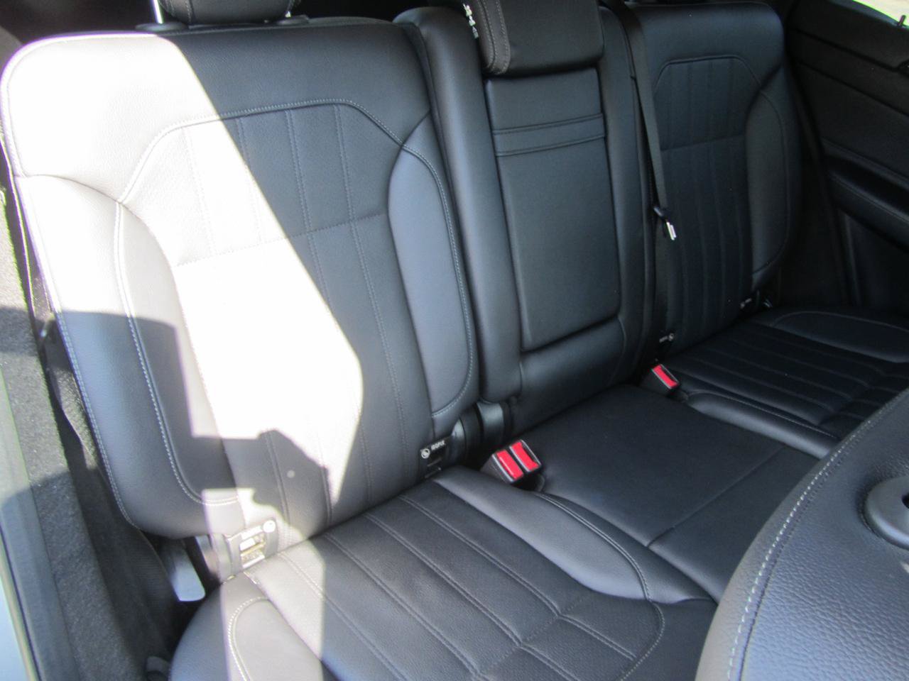 Used 2016 Mercedes-Benz GLE 350 w/ Premium Package image 24