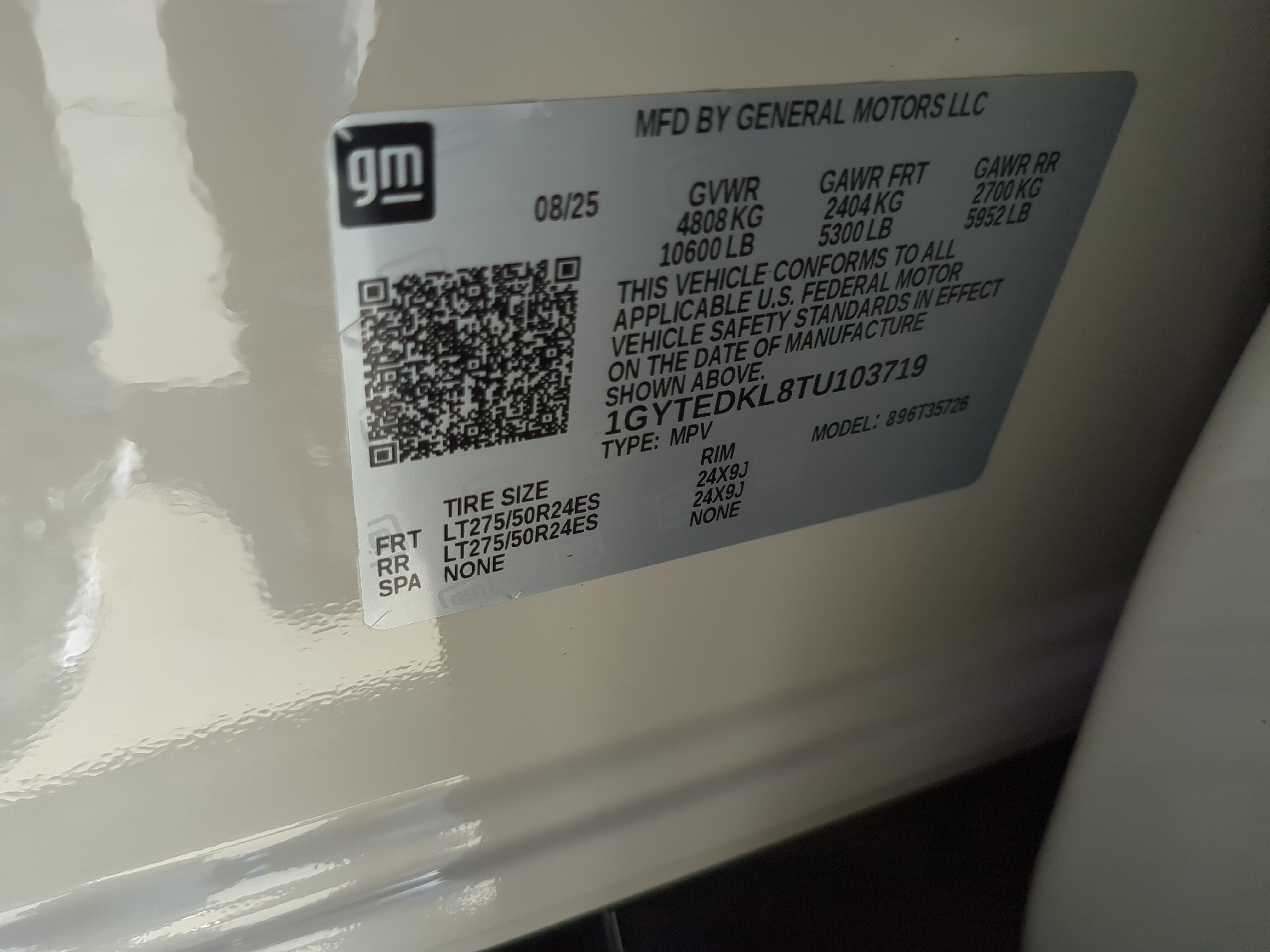 New 2026 Cadillac Escalade IQ Luxury 2 image 36