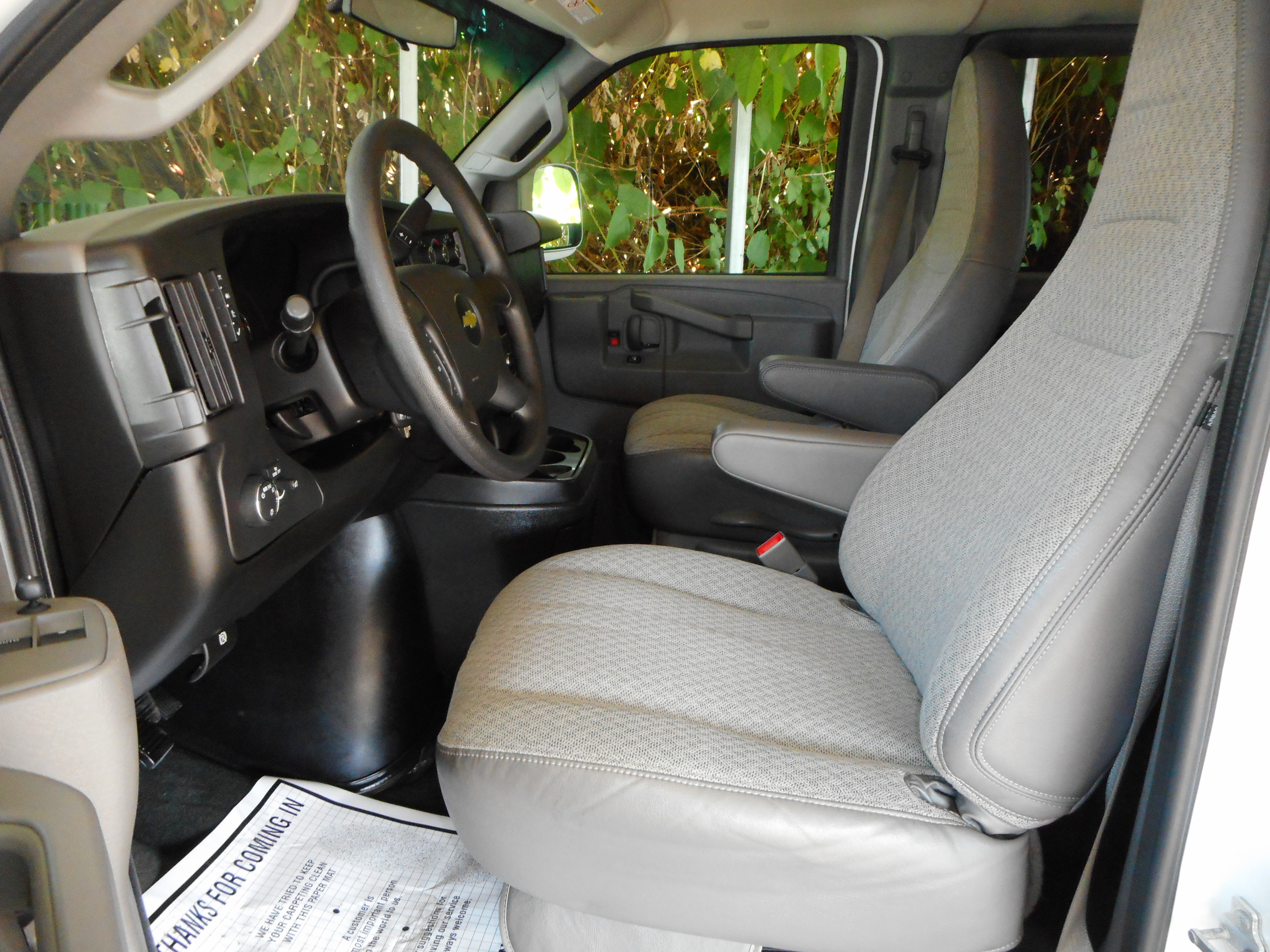 Used 2016 Chevrolet Express 3500 LT w/ LT Preferred Equipment Group RWD image 11