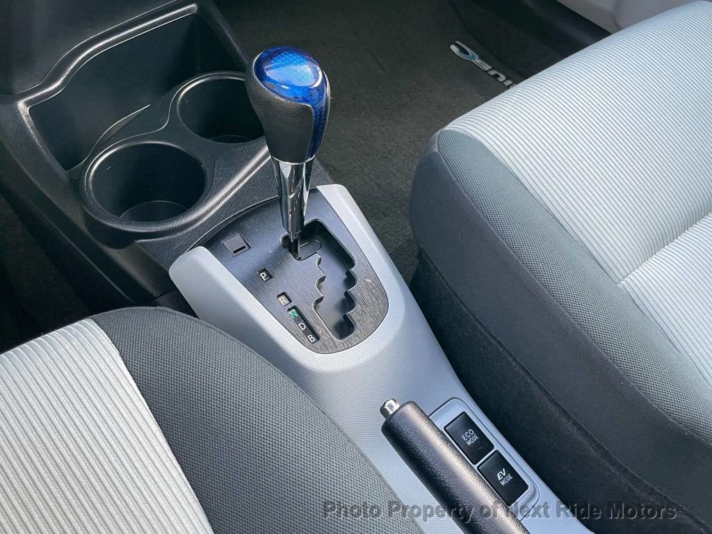 Used 2013 Toyota Prius C Three FWD image 19