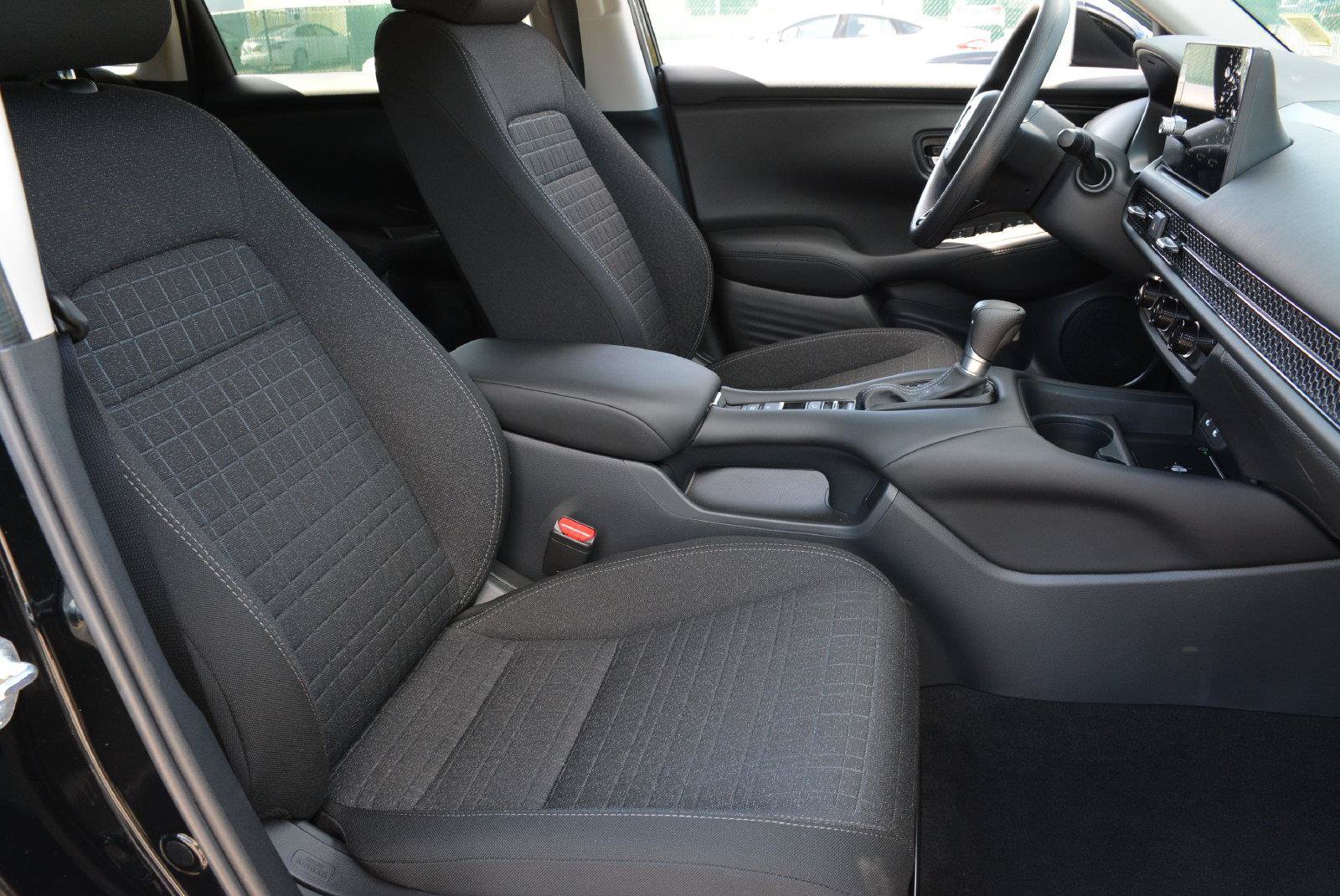 Used 2027 Honda HR-V LX image 21