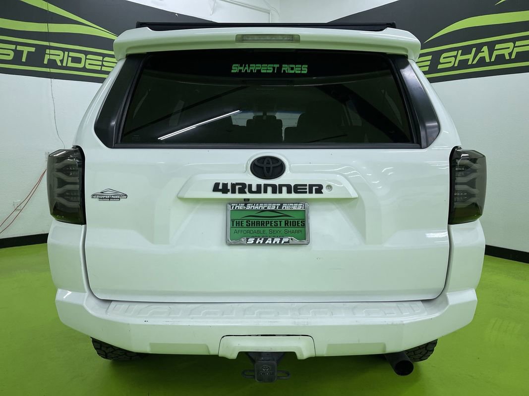 Used 2016 Toyota 4Runner SR5 image 8