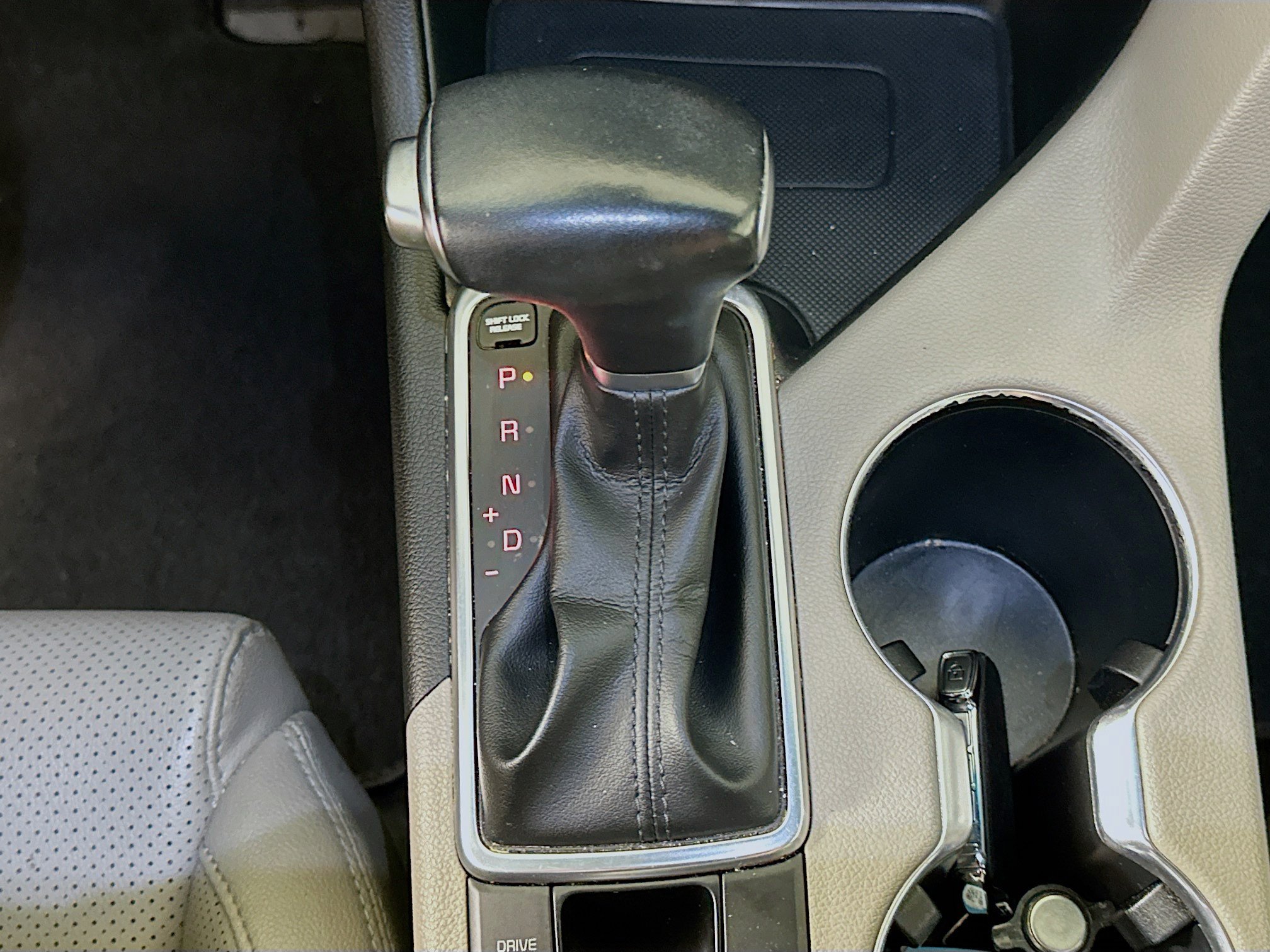Used 2022 Kia Sportage Nightfall Edition w/ Nightfall Fwd Premium Package image 24