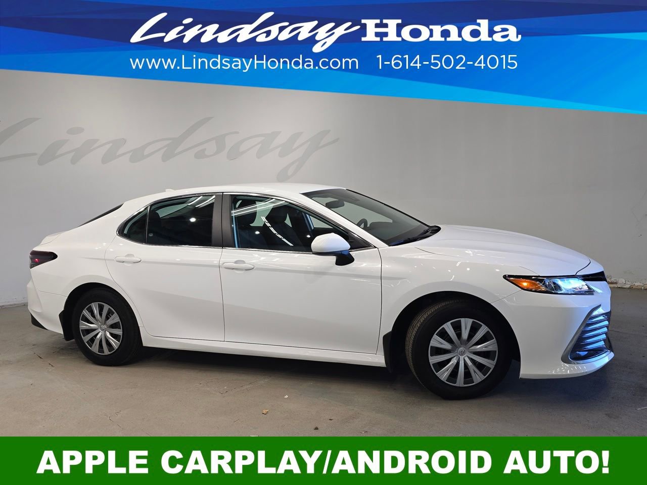 Used 2023 Toyota Camry LE image 3