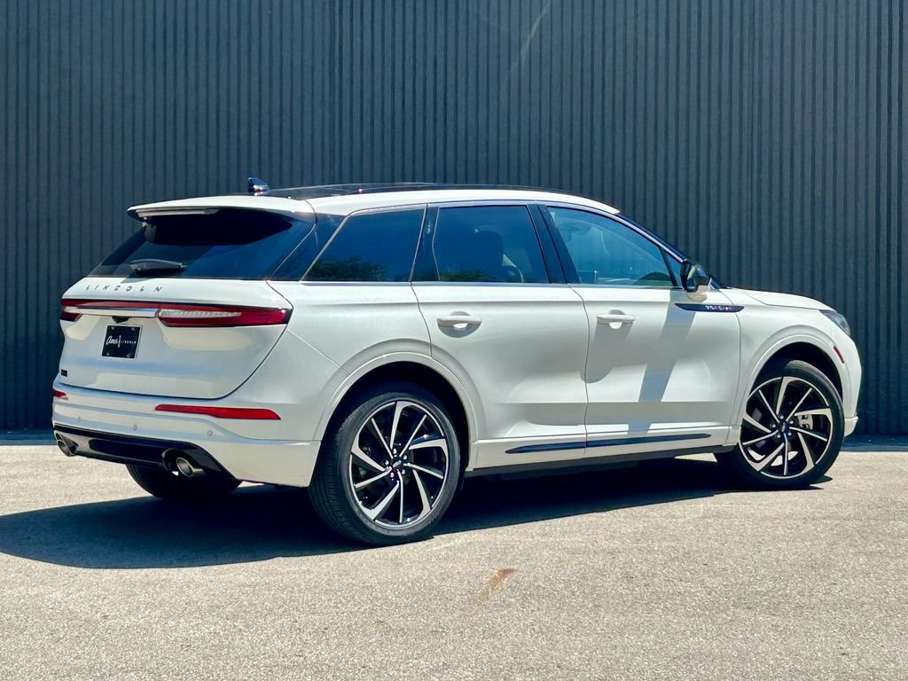New 2025 Lincoln Corsair Grand Touring AWD/4WD image 6
