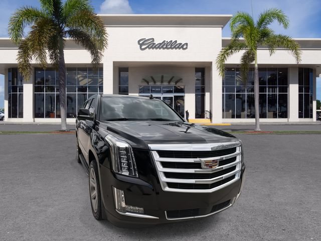 Certified 2020 Cadillac Escalade Premium Luxury RWD image 3