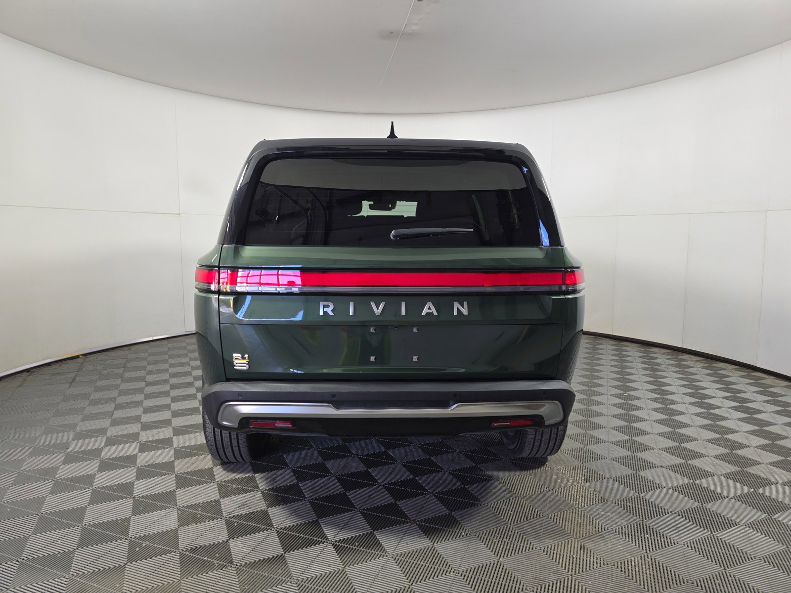 Used 2022 Rivian R1S Launch Edition image 4