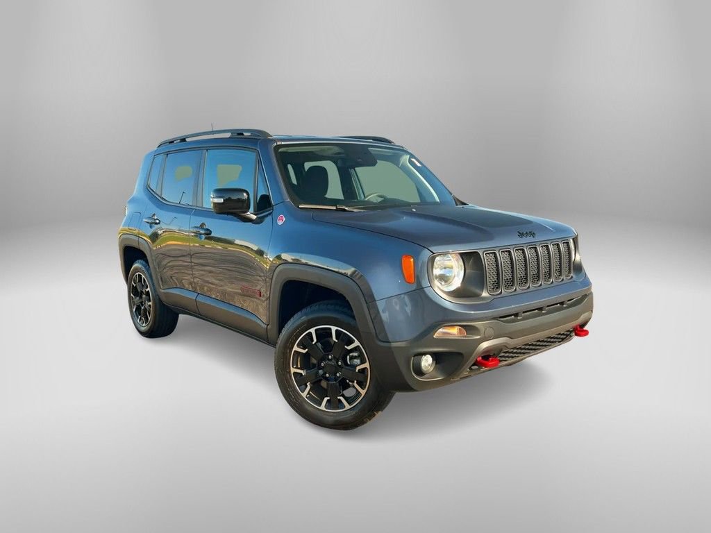 Used 2023 Jeep Renegade Trailhawk image 5