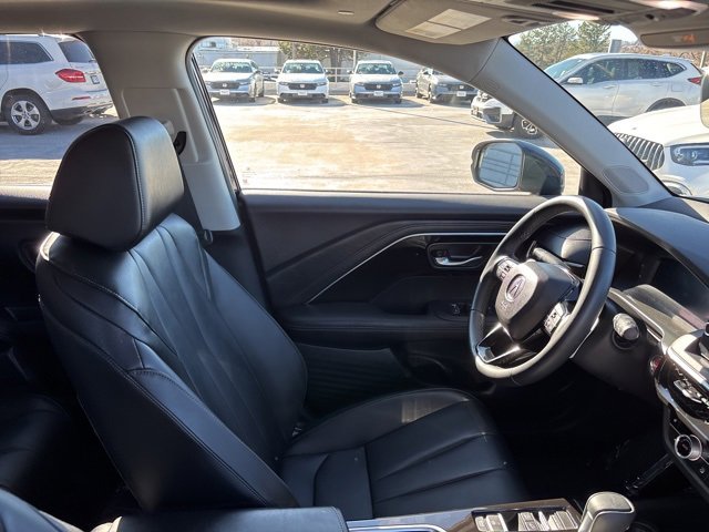 Used 2025 Acura ADX FWD image 11