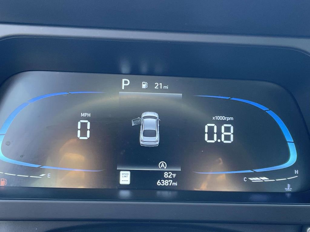 Certified 2026 Hyundai Elantra SE FWD image 23