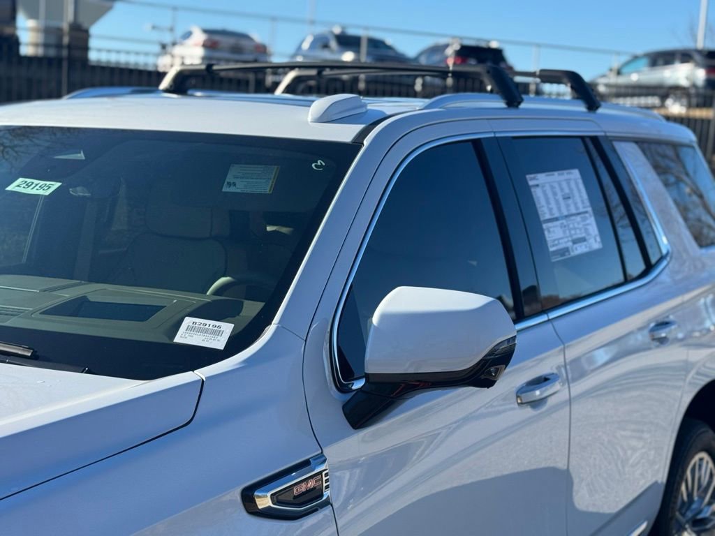 New 2026 GMC Yukon Denali w/ Denali Reserve Package image 11