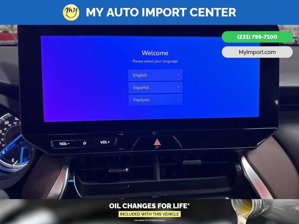 Used 2023 Toyota Venza XLE image 21