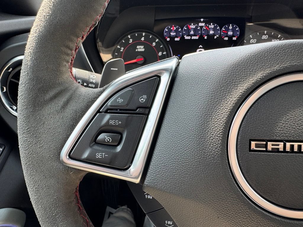 Used 2022 Chevrolet Camaro ZL1 RWD image 24