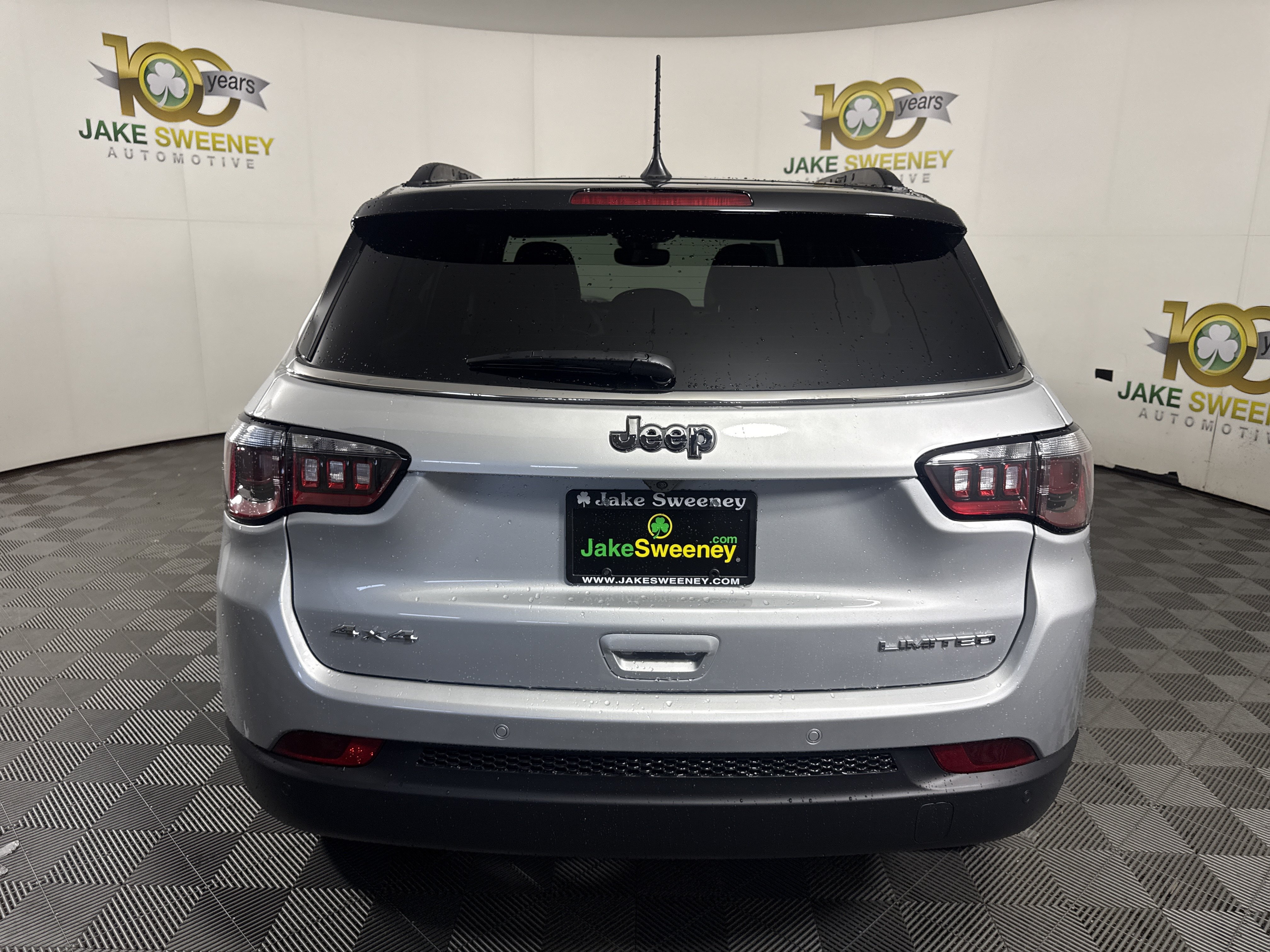New 2026 Jeep Compass Limited w/ Sun, Sound & Navigation Group AWD/4WD image 12