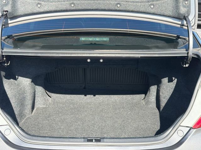 Used 2013 Toyota Camry SE image 10