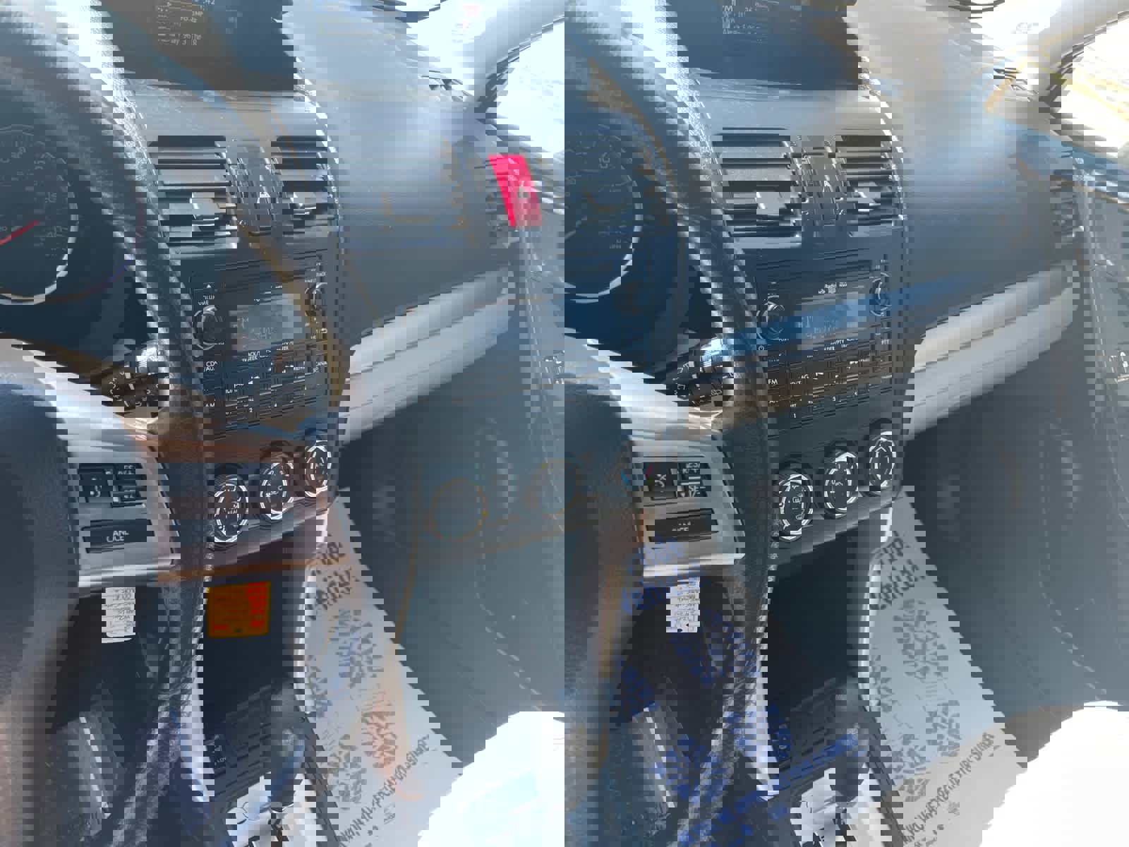 Used 2015 Subaru Forester 2.5i Premium w/ All-Weather Package image 12