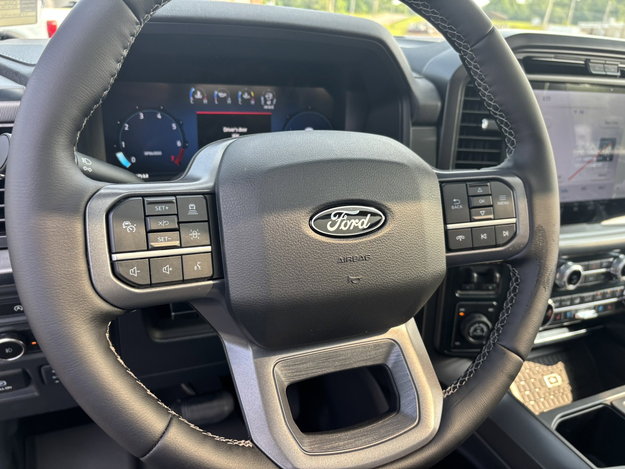 New 2025 Ford F150 Lariat image 15