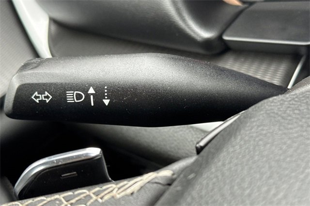 Used 2023 Jeep Grand Cherokee L Laredo image 39