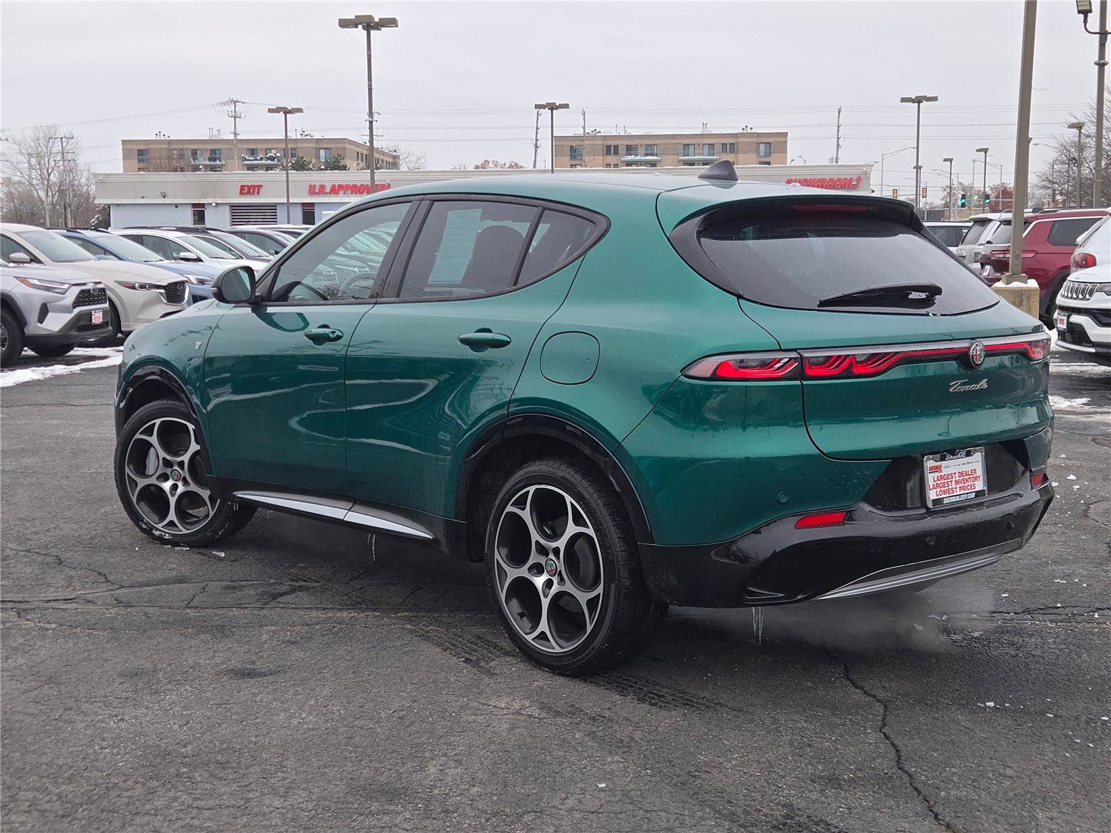 Used 2024 Alfa Romeo Tonale Ti w/ Premium Interior Package image 16