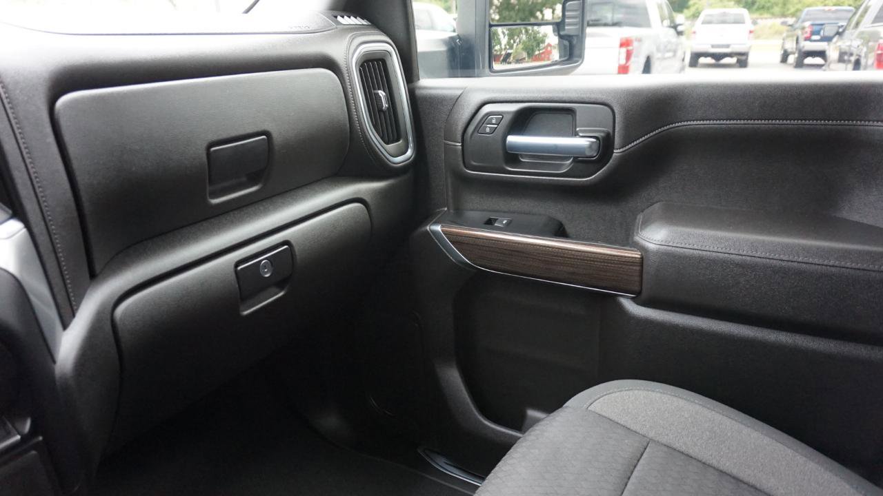 Used 2022 Chevrolet Silverado 2500 LT w/ Convenience Package AWD/4WD image 22