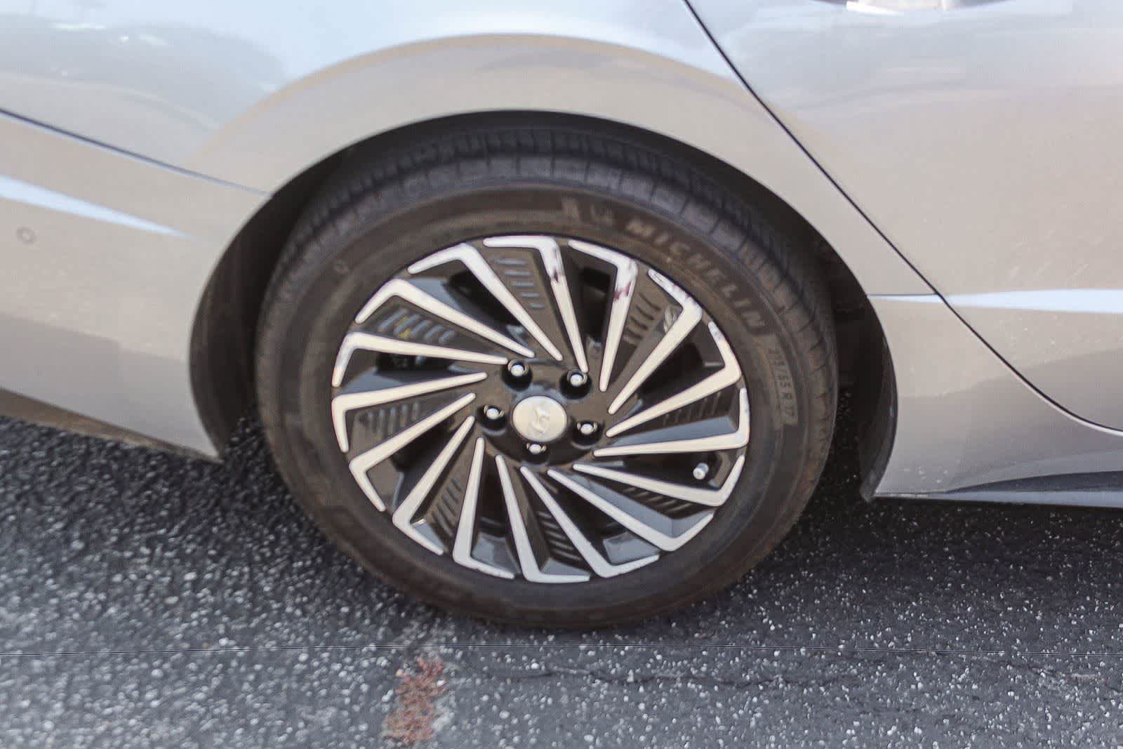 Certified 2023 Hyundai Sonata Limited FWD image 11