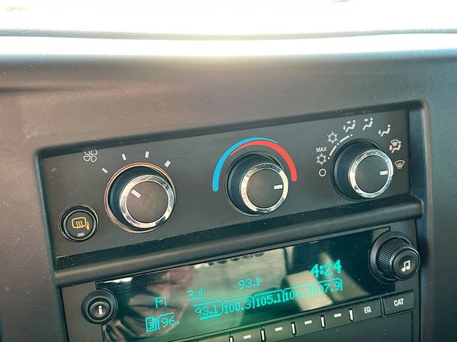 Used 2024 GMC Savana 2500 w/ Driver Convenience Package RWD image 18