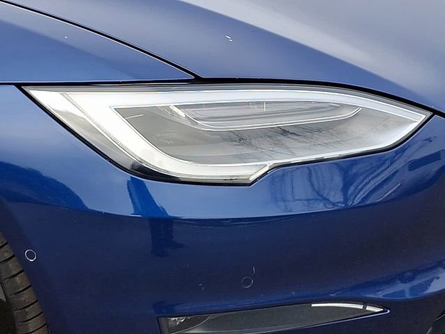 Used 2021 Tesla Model S Plaid image 12