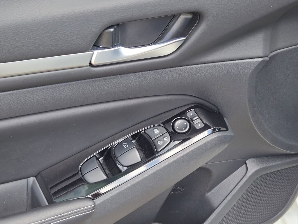 Used 2024 Nissan Altima 2.5 SL image 19