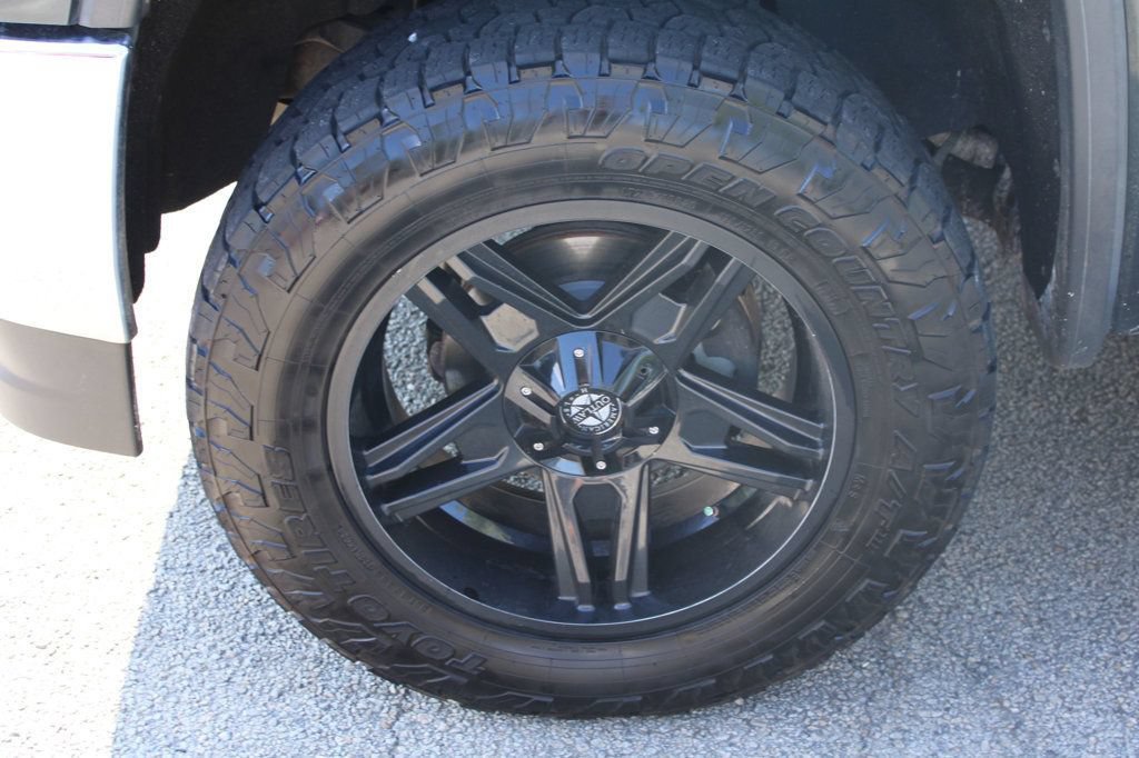 Used 2017 GMC Sierra 1500 SLT AWD/4WD image 36