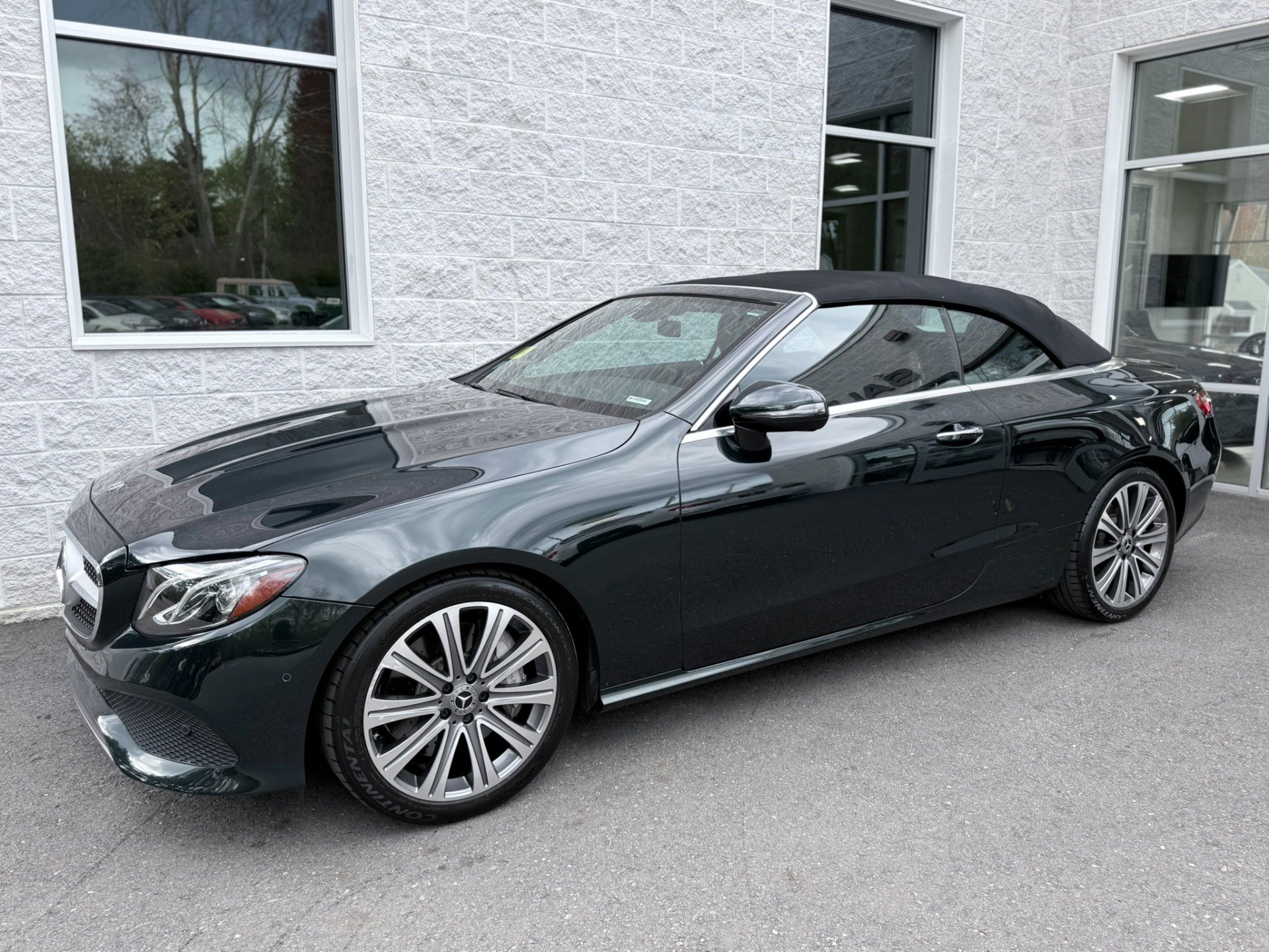 Used 2018 Mercedes-Benz E 400 Cabriolet image 1