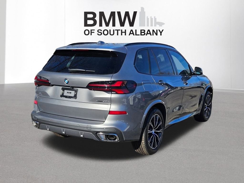 New 2026 BMW X5 xDrive40i w/ M Sport Package image 4