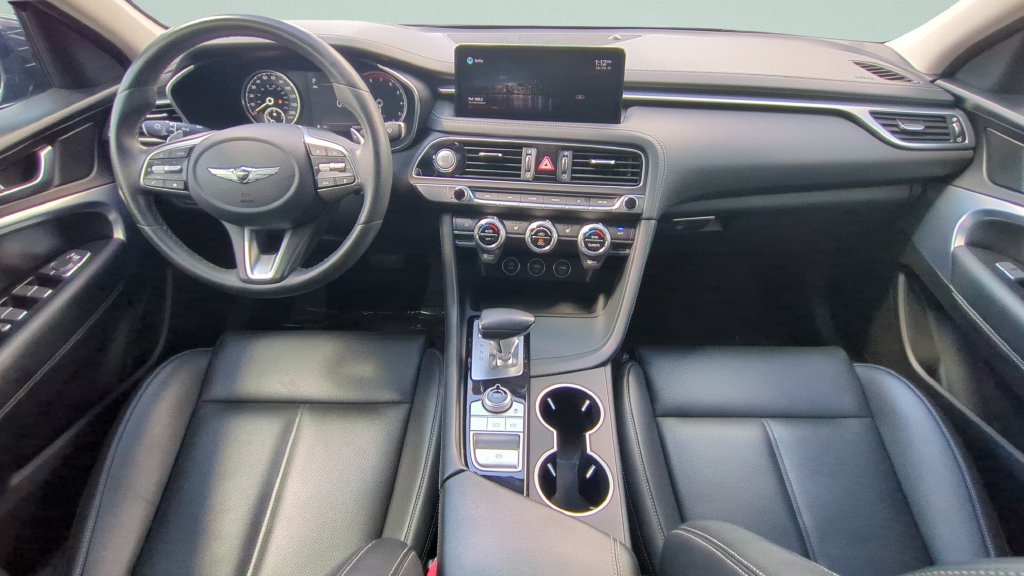 Used 2022 Genesis G70 2.0T RWD image 10