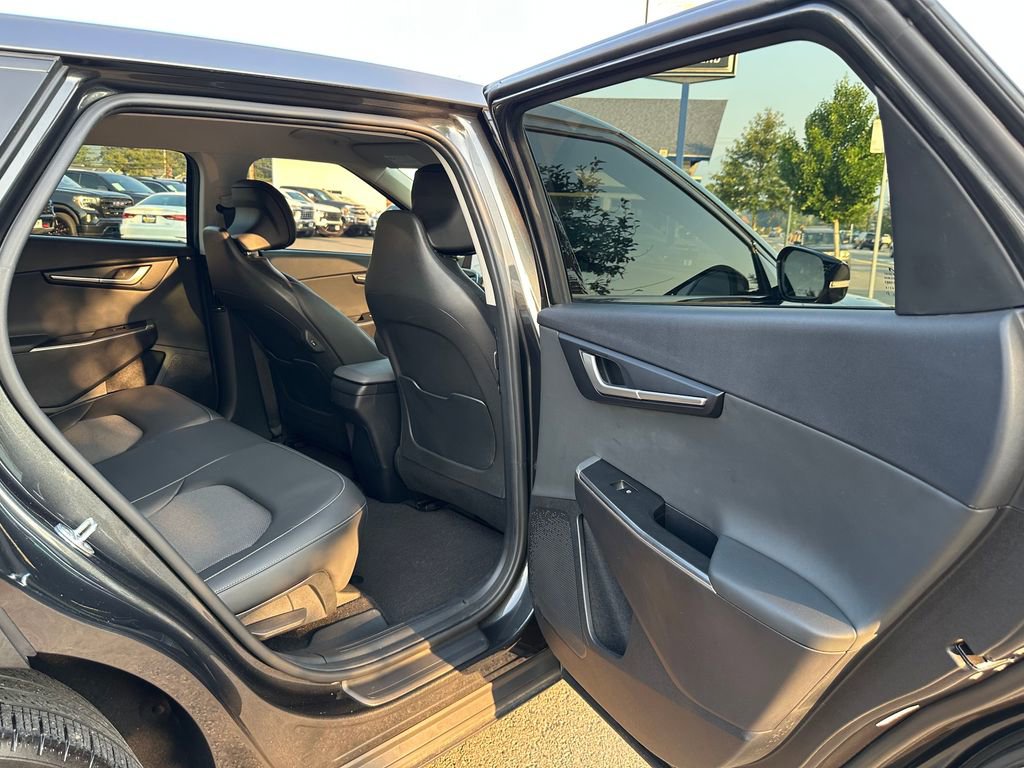 Used 2023 Kia EV6 Light image 14