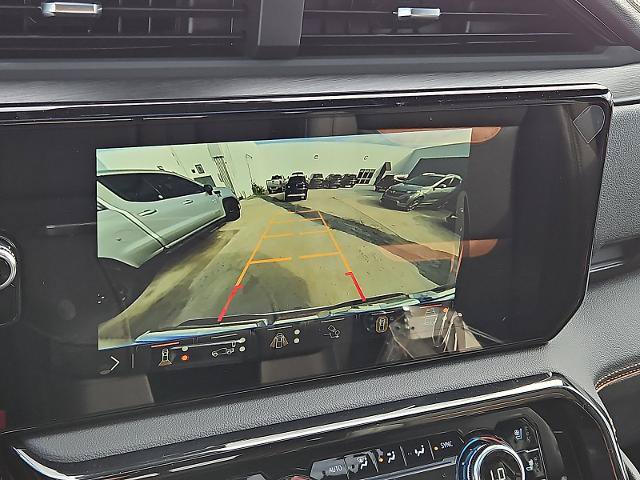 New 2026 GMC Sierra 1500 AT4 w/ AT4 Premium Package AWD/4WD image 16
