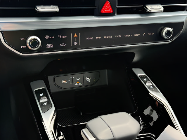 New 2026 Kia Sorento SX AWD/4WD image 14