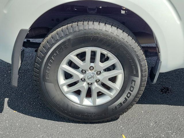 Used 2019 Nissan Frontier SV image 35