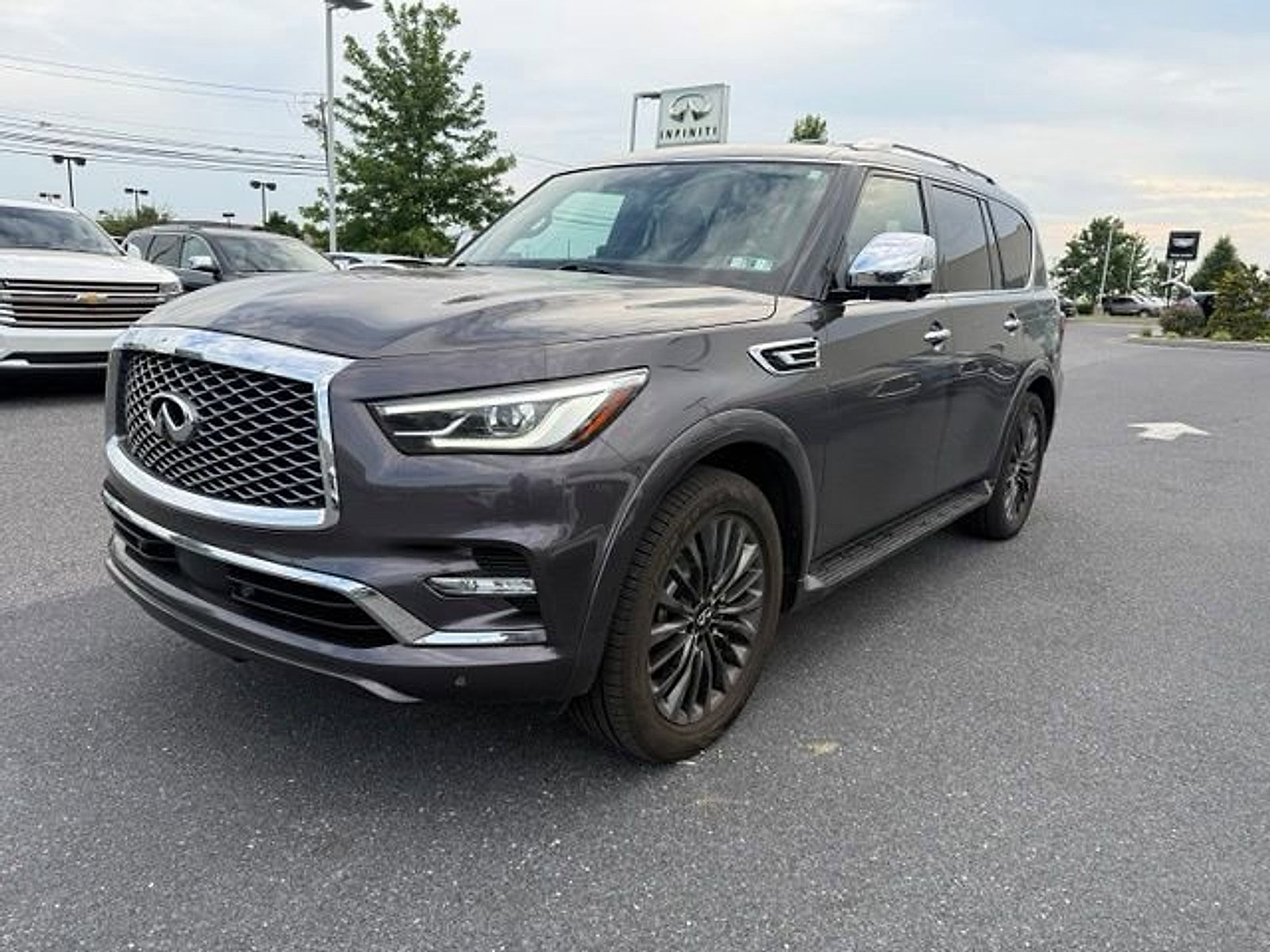 Certified 2024 INFINITI QX80 Sensory w/ Cargo Package AWD/4WD image 6