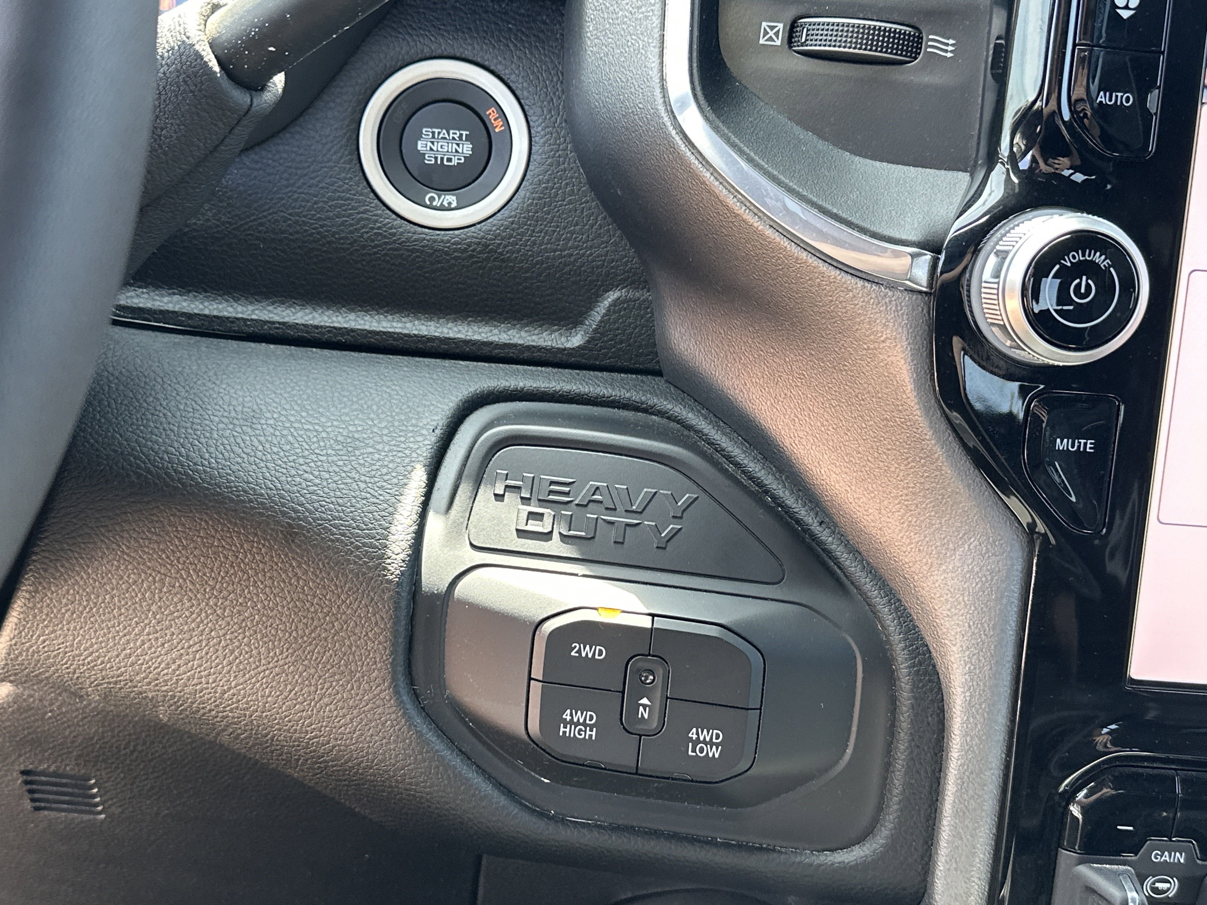 New 2025 RAM 2500 Laramie image 23